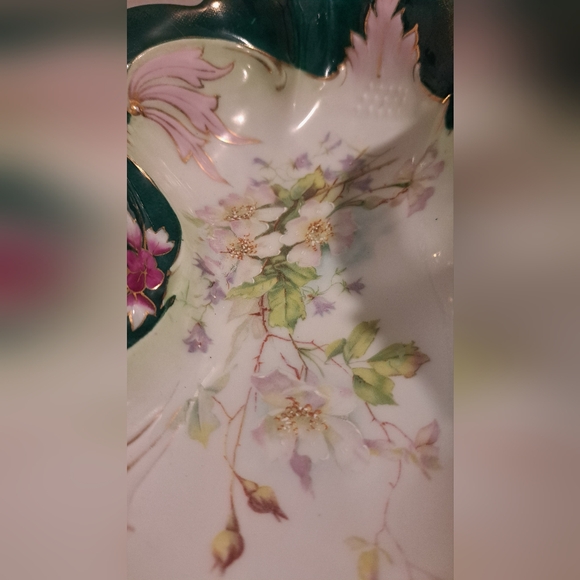 Antique C.T. German divided bowl with handle, green, and gold. - Picture 10 of 15